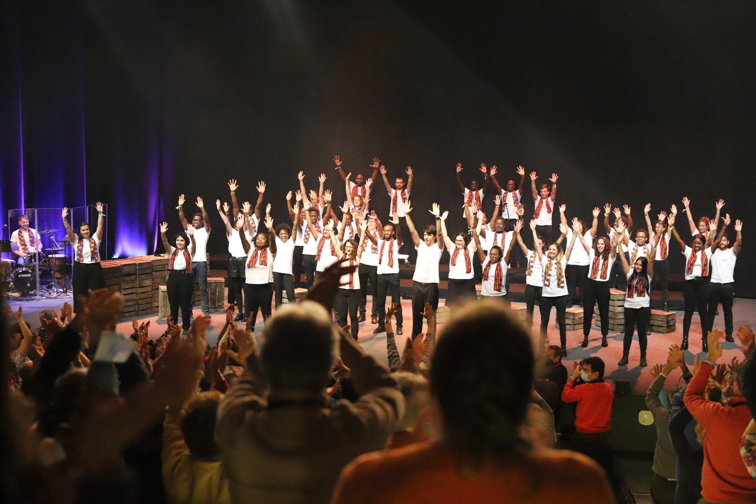 Concert gospel Marseille groupe au large avec ignace
